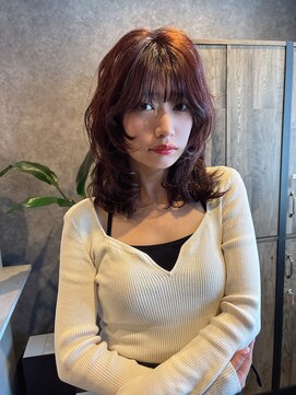 シック(chic.) ミディアムレイヤー/ウルフカット/ニュアンスパーマ/ショート