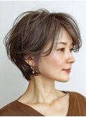 白髪ぼかしハイライト大人ショート