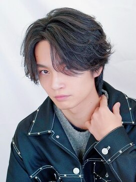 ビカムメンズヘアー 栄店(become men's hair) フェザーパーマ×センターパート黒髪/名古屋/栄