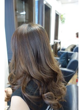 美容室 夢先案内 大人のハイライト+オンカラー
