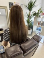 サロンドハル(salon de haru)&nbsp;ロングヘアの上品美人