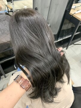 アリュウル 表参道(ALLURE) オリーブグレージュ