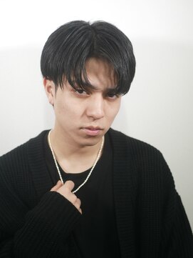 イーラ(era) ナチュラルコンマバングマッシュセンターパートツーブロック