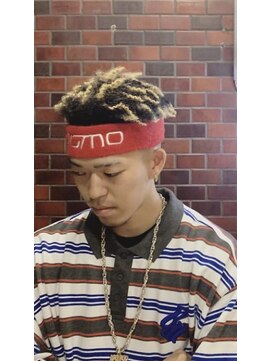 チルチェア 中野店(CHILL CHAIR) 束残しアフロ <中野> <理容室> <バーバー>