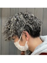 アメラボ(AmeLab)&nbsp;ハイライト×スパイラルパーマ