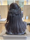 ミディアムレングスのストレートヘア
