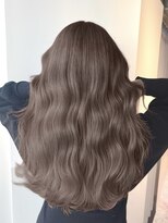 アマトウキョウスマートサロン(AMA TOKYO×Smart Salon)&nbsp;ヘーゼルベージュ　ブリーチなし　レイヤーカット　海外風