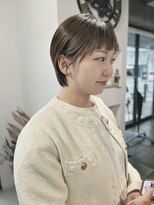 クイン(qin)&nbsp;オン眉コンパクトショートボブ