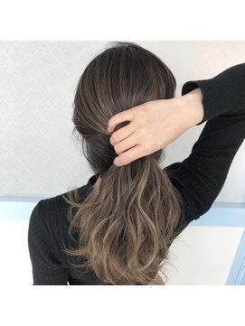 テクライズ 豊橋店(TECHRISE) ベージュハイライトグラデーション