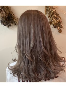 ピーナ 大久保店(Pina) ピンクベージュ