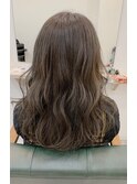 立体感小顔ミアッシュベージュ×ニュアンスパーマロングヘア