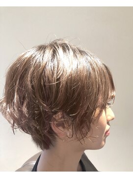 ハコ(ha co) 菊池指名　ショートボブ　パーマ