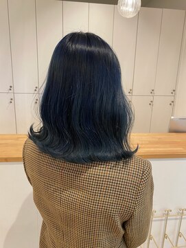 ルッツ(Lutz. hair design) blue　color