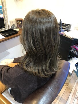 リアン(Lien) 韓国風外ハネミディアム