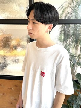 イリ(iri) センターパートニュアンスパーマ