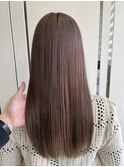 30代女性 ハイトーン×ピンクベージュ