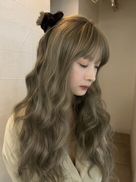 メゾンアクア 表参道(Maison ACQUA) ☆ブリーチなしダブルカラー透明感カラー オリーブベージュ ボブ