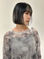 ルーム(Loom.)&nbsp;デザインカラー　コントラストハイライト　ぱっつん前髪　ボブ