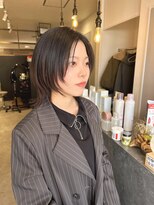 ノア(noah.)&nbsp;色気のあるくびれ/センターパートウルフ