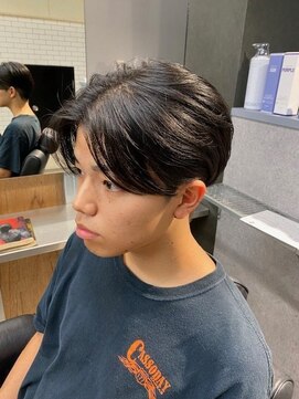 リレーションメンズヘアー(RELATION MEN'S HAIR) スキンフェードセンター分けメンズパーマツイストスパイラル