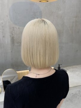 エクラ(ECLAT) White blond
