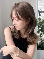 キアラ(Kchiara)&nbsp;顔周りで差をつけるミディアムレイヤーボブ/kchiara福岡新名敬子