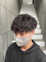 アクルヘアーバイテソロ(AKUR hair by tesoro) Vマッシュ × 波打ちツイストスパイラル