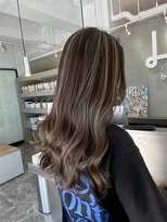 リトバイプティパ(Lit by petit-pas) 立体感あふれるスペシャルハイライトカラー♪