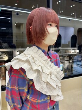 スニュウ(snuw) 【snuw__hotaru】ブリーチカラー春カラーレッドオレンジボブ