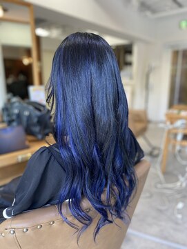 フツーロ 栄(FUTURO) プルエクステ