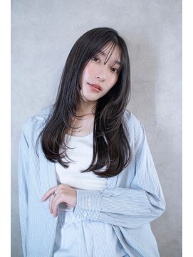 モイ(moy) レイヤーカット