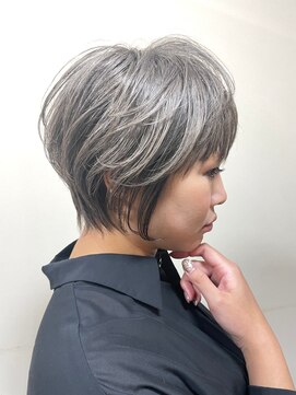 リノアバイフェリア(LINO’A by felia) 30代40代☆スタイリングが簡単☆くびれショート