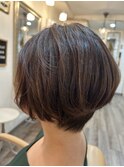 ショートボブ