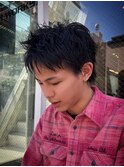 2282黒髪ネイビーアッシュ無造作マッシュラフショート