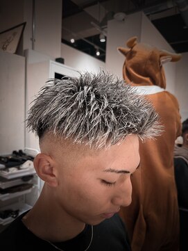 ルーストデラックス 京都河原町三条(ROOST dx) MEN’S HAIR/波巻ツイストスパイラル/フェザーパーマ/京都河原町