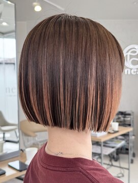 ネア(nea) プレイングカラー×ボブ