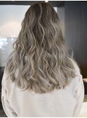 春のトレンド ミルクティーベージュ×お洒落バレイヤージュ