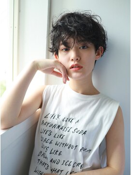 ラボ(Ravo) [Ravo]無造作パーマのショートスタイル