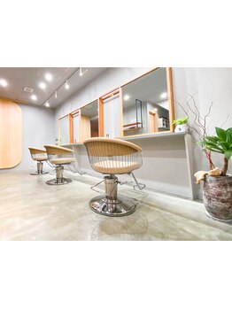 【福山駅徒歩6分】コンセプトは《ハイナチュラル》トレンドと個性を引き出すプライベートサロン