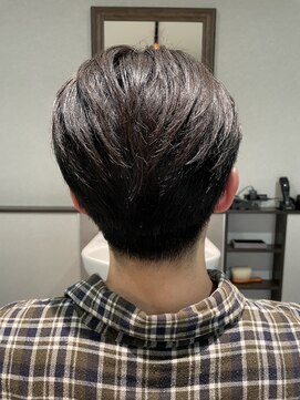 宮川理髪店 センターパート<理容室> ［メンズ/シェービング/床屋/花巻］