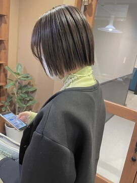 ソピ バイ インビテーション(sopi by invitation) NAKAMURA#206 切りっぱなしボブ/オリーブグレージュ/名古屋ボブ