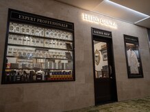 ヒロ銀座BARBERSHOP難波店はどんなお店?男の3人の内2人は理容室に行く時代。