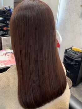 【熊本/菊池】髪質・ダメージに合わせて施術を調整!一人ひとりのお悩みにしっかり向き合える少人数空間◎