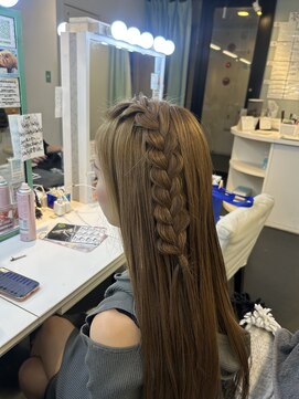 マーズ(Hair&Make Mars+) おろしアレンジ