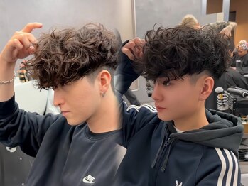 Rich Brand&Co Men's Salon 守口店【リッチブランドアンドコー】【7/15OPEN(予定)】の写真/【MENS(メンズ)専門サロン】メンズパーマ相談クーポン有◎あなたに似合う最適なパーマを提案します♪