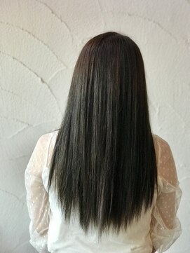 フルハウス (Full house HAIR DESIGN) 『スロウ』アッシュ×モノトーン×スモーク