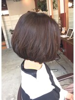 ルーファス 恵比寿 渋谷(Ruufus) 襟元スッキリ前下がりボブ【Ruufus 恵比寿渋谷】