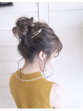 モアナ バイ ヘッドライト 武蔵小杉店(Moana by HEADLIGHT) ヘアセット#お団子#大人かわいい#学割U24