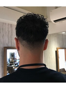 リブ(Live) 刈り上げでもお洒落感を！フェードスタイル