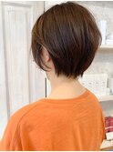 福山市 丸みショートヘアくびれのあるショート人気キャアリー